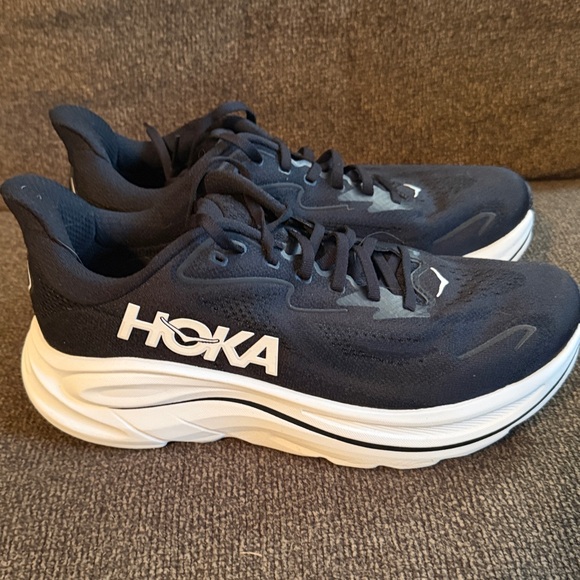 HOKA Clifton 10 - Picture 2 of 5